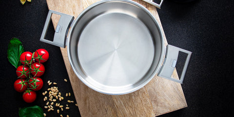 What mistakes should I avoid making with stainless steel saucepans?