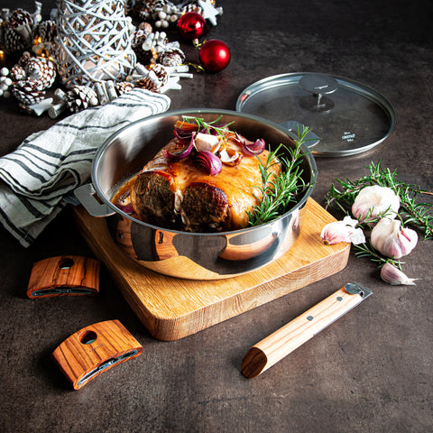 Braised lamb with rosemary and garlic