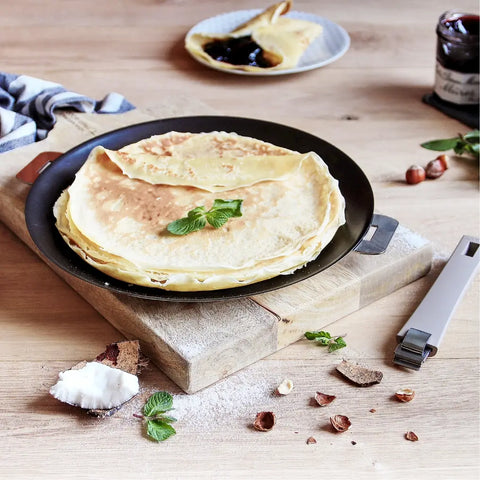 Crepe Pan - Removable Handle second image