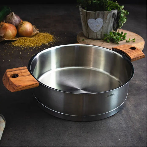 Saute pan with lid second image